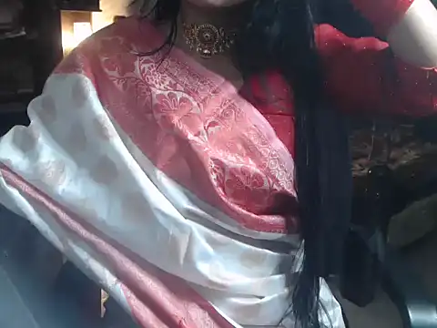 DevilErin online show from July 31, 2026, 8:41 pm
