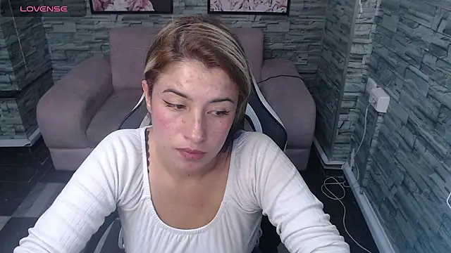 Valerie b online show from December 21, 2024, 6:44 pm