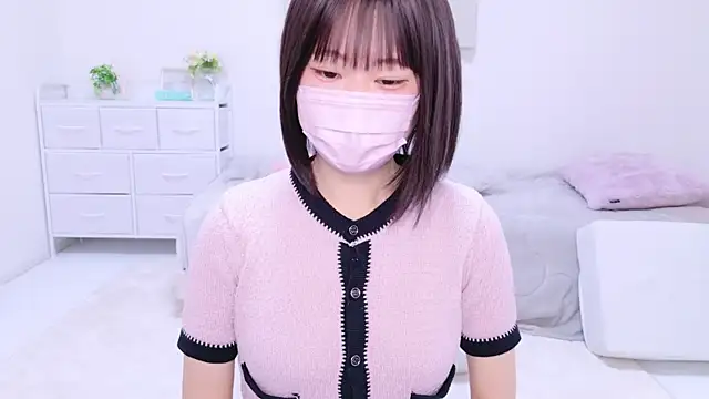 Snapshot of Im_Yu-na chatting on December 5, 2024, 1:17 pm Im Yu-na online show from December 5, 2024, 1:17 pm