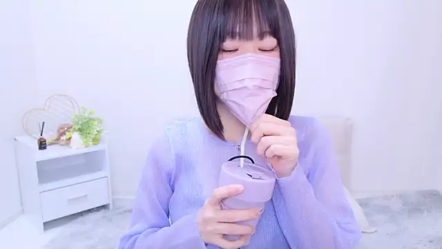 Snapshot of Im_Yu-na chatting on December 23, 2024, 2:17 pm Im Yu-na online show from December 23, 2024, 2:17 pm