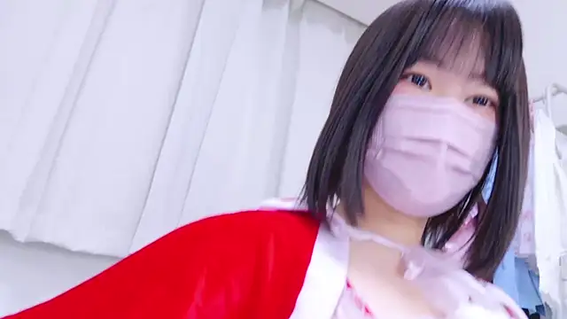 Snapshot of Im_Yu-na chatting on December 24, 2024, 1:50 pm Im Yu-na online show from December 24, 2024, 1:50 pm