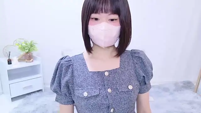 Snapshot of Im_Yu-na chatting on February 7, 2025, 11:13 pm Im Yu-na online show from February 7, 2025, 11:13 pm