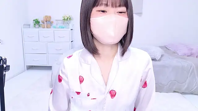 Snapshot of Im_Yu-na chatting on March 11, 2025, 9:04 pm Im Yu-na online show from March 11, 2025, 9:04 pm