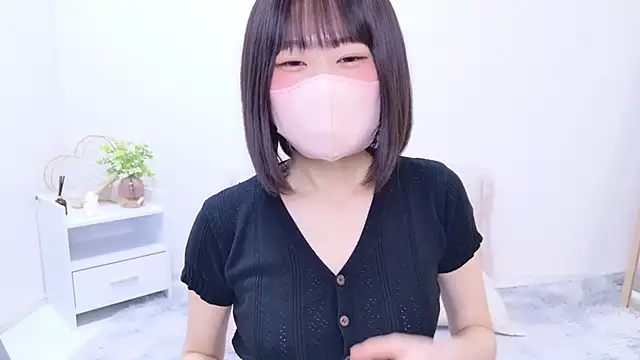 Snapshot of Im_Yu-na chatting on March 17, 2025, 1:39 pm Im Yu-na online show from March 17, 2025, 1:39 pm