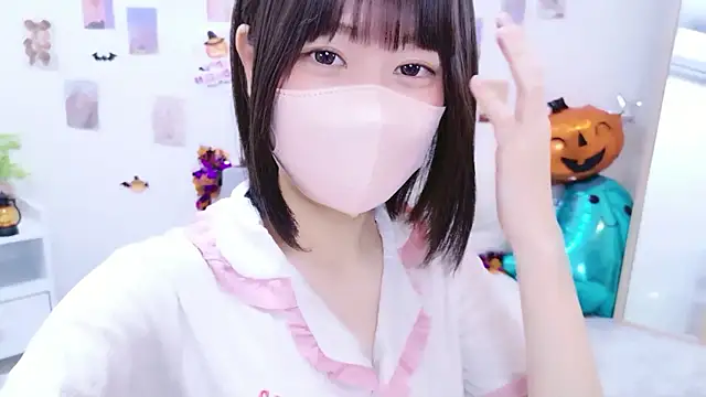 Snapshot of Im_Yu-na chatting on October 29, 2025, 9:16 pm Im Yu-na online show from October 29, 2025, 9:16 pm