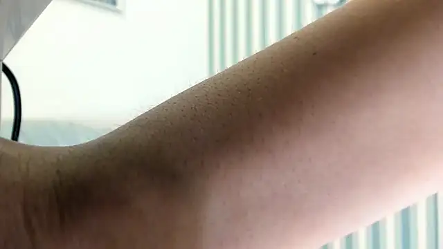 Snapshot of SakuFox chatting on March 13, 2025, 5:11 am SakuFox online show from March 13, 2025, 5:11 am