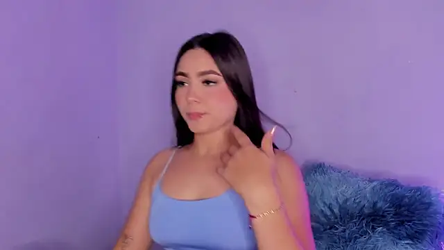 Bella Manson  online show from January 8, 2025, 7:34 pm