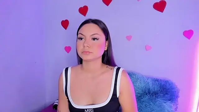 Bella Manson  online show from February 25, 2025, 7:36 pm