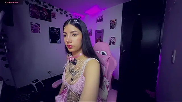 Snapshot of cami_mila9 chatting on May 20, 2026, 7:25 am cami mila9 online show from May 20, 2026, 7:25 am