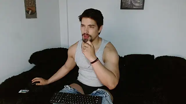 Ian Daviz online show from November 6, 2025, 2:01 am