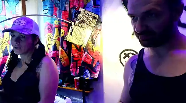 Snapshot of KRYZTALYNXXX chatting on December 8, 2024, 1:47 pm KRYZTALYNXXX online show from December 8, 2024, 1:47 pm