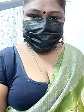 Snapshot of simran21 chatting on January 8, 2025, 2:56 pm simran21 online show from January 8, 2025, 2:56 pm