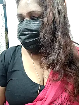 Snapshot of simran21 chatting on January 9, 2025, 11:47 am simran21 online show from January 9, 2025, 11:47 am