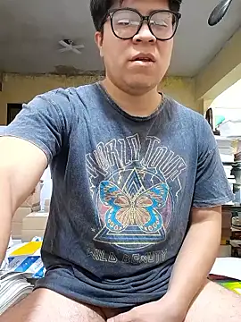 Snapshot of strokvic chatting on January 10, 2026, 10:47 pm strokvic online show from January 10, 2026, 10:47 pm