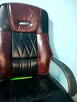 Snapshot of Sadika- chatting on December 23, 2024, 11:28 pm Sadika- online show from December 23, 2024, 11:28 pm