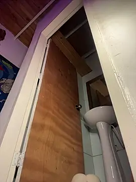 Mauuu18 online show from February 8, 2026, 2:48 am