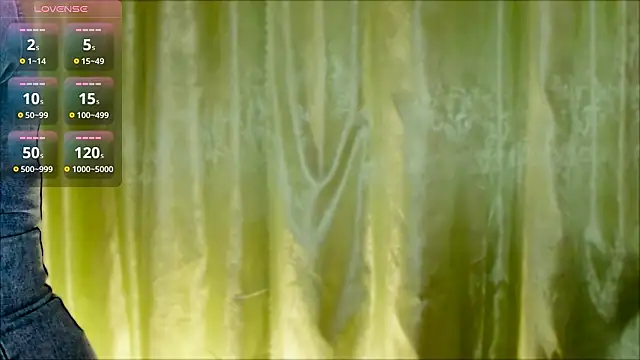 Snapshot of Regina__blue chatting on December 5, 2024, 3:06 pm Regina  blue online show from December 5, 2024, 3:06 pm