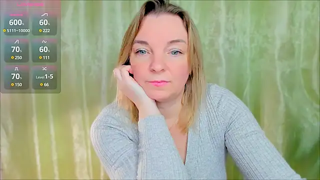 Snapshot of Regina__blue chatting on February 6, 2025, 4:36 pm Regina  blue online show from February 6, 2025, 4:36 pm