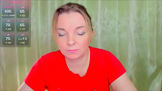 Snapshot of Regina__blue chatting on February 24, 2025, 6:26 pm Regina  blue online show from February 24, 2025, 6:26 pm