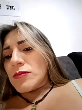 Isabellaa Garcia  online show from March 4, 2025, 12:07 am