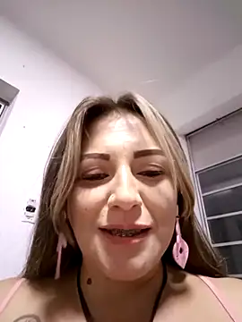 Isabellaa Garcia  online show from March 16, 2025, 3:47 am