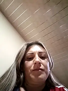 Isabellaa Garcia  online show from March 21, 2025, 1:24 am