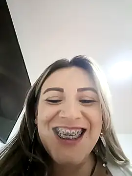 Isabellaa Garcia  online show from March 22, 2025, 1:00 am