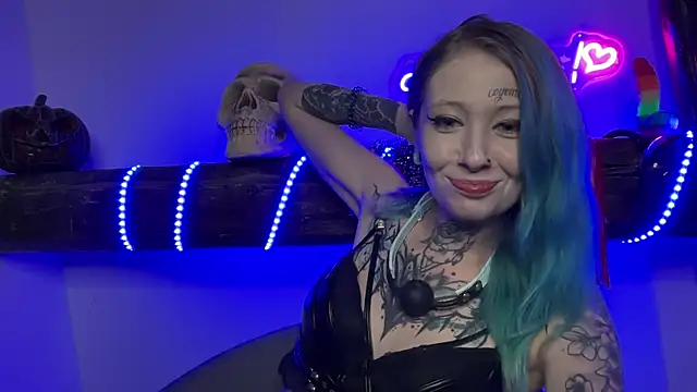 coyemoo online show from January 11, 2025, 11:23 am