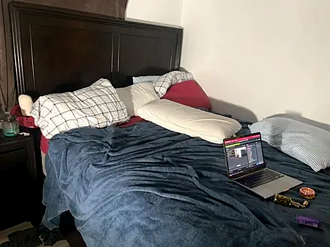 SpunCandy online show from October 2, 2025, 11:56 pm