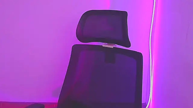 Snapshot of Eva_Janee chatting on January 17, 2025, 9:49 am Eva Janee online show from January 17, 2025, 9:49 am