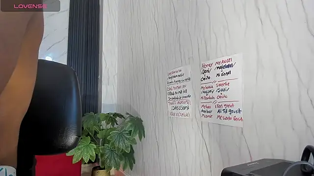 Jack Muscles69  online show from December 20, 2024, 12:05 pm
