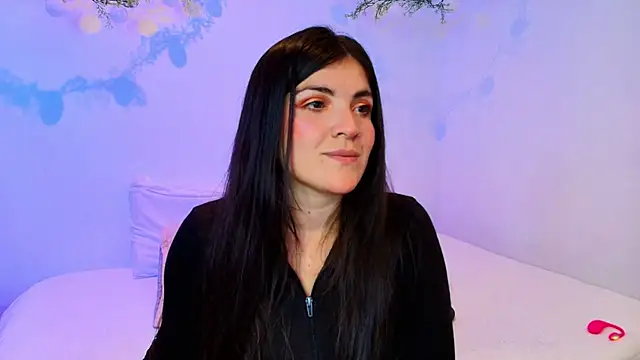 Amara vega online show from December 20, 2025, 8:21 am