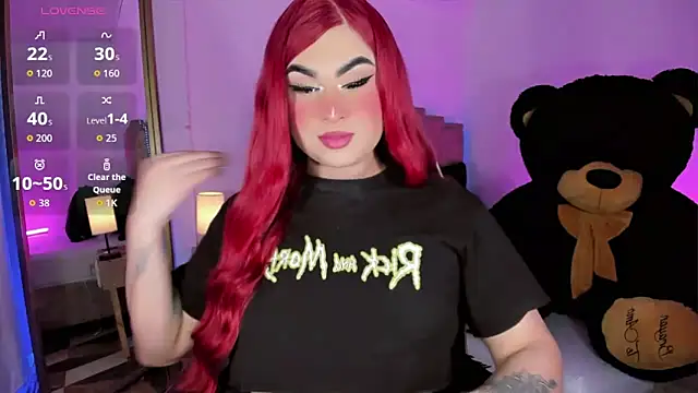 alexia mattel online show from December 14, 2025, 8:02 pm