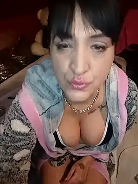 Tiffany35 online show from December 19, 2025, 7:10 pm