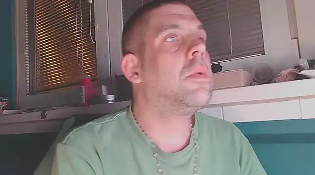 YouWantMe666 online show from February 21, 2025, 2:39 am