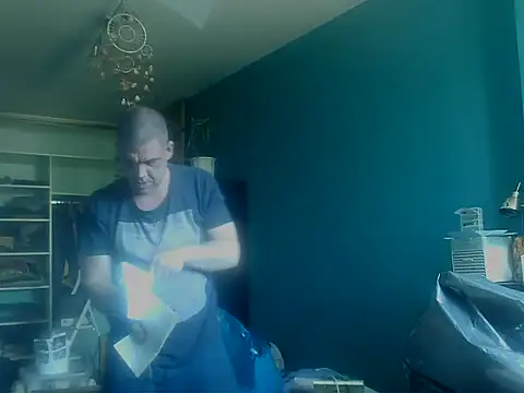 YouWantMe666 online show from October 4, 2025, 10:46 am