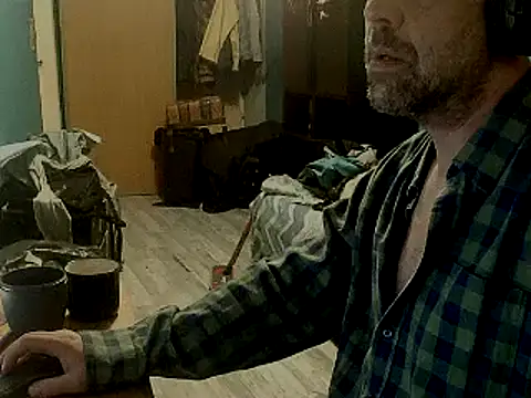 YouWantMe666 online show from October 31, 2025, 7:15 pm