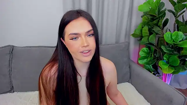 sexyangeloux online show from May 23, 2026, 8:57 pm
