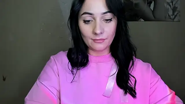 Snapshot of Emelyblum chatting on December 4, 2024, 2:53 am Emelyblum online show from December 4, 2024, 2:53 am