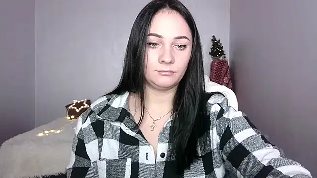 Snapshot of Emelyblum chatting on January 16, 2025, 4:17 am Emelyblum online show from January 16, 2025, 4:17 am