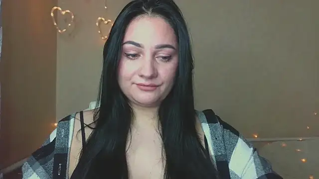 Snapshot of Emelyblum chatting on October 23, 2025, 4:17 pm Emelyblum online show from October 23, 2025, 4:17 pm