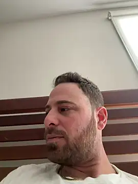 Snapshot of swagger1793 chatting on February 19, 2025, 5:38 pm swagger1793 online show from February 19, 2025, 5:38 pm