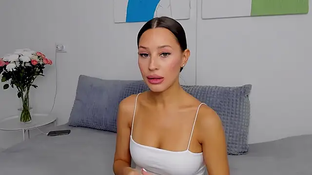 Snapshot of SelenaRousey chatting on October 11, 2025, 7:40 am SelenaRousey online show from October 11, 2025, 7:40 am