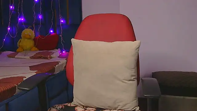 Snapshot of Sexysiya8 chatting on January 13, 2025, 11:52 am Sexysiya8 online show from January 13, 2025, 11:52 am