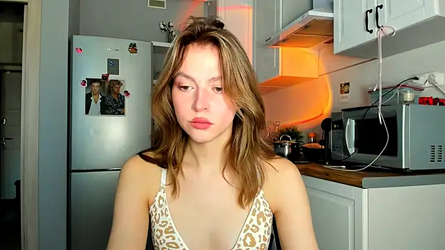 Snapshot of Niky__Jess chatting on February 26, 2025, 10:04 am Niky Jess online show from February 26, 2025, 10:04 am