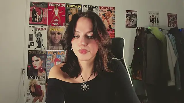 Snapshot of Niky__Jess chatting on March 1, 2026, 6:54 pm Niky Jess online show from March 1, 2026, 6:54 pm