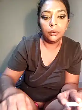 indianstormxo  online show from February 6, 2025, 2:37 pm