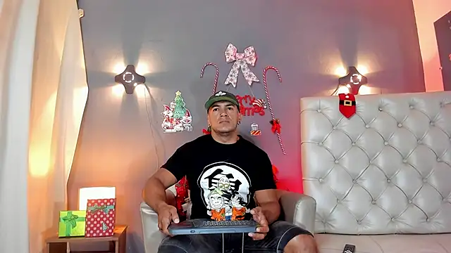 HerculesWheeler online show from December 17, 2024, 1:16 pm