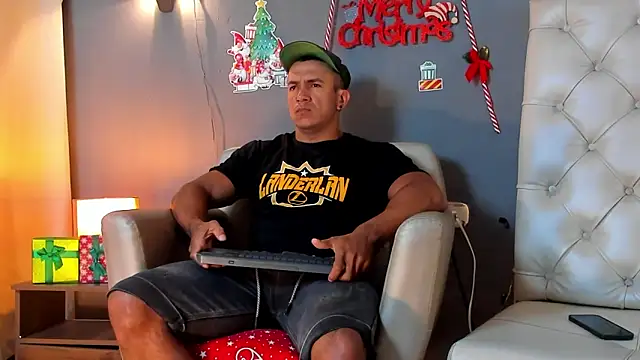 HerculesWheeler online show from December 24, 2024, 2:01 pm