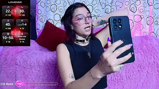 SukiFuyu  online show from February 2, 2026, 10:52 pm